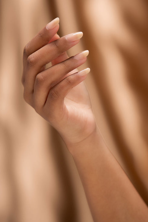 ORGANZA NAIL POLISH